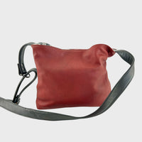 Sacoche en cuir recyclé
